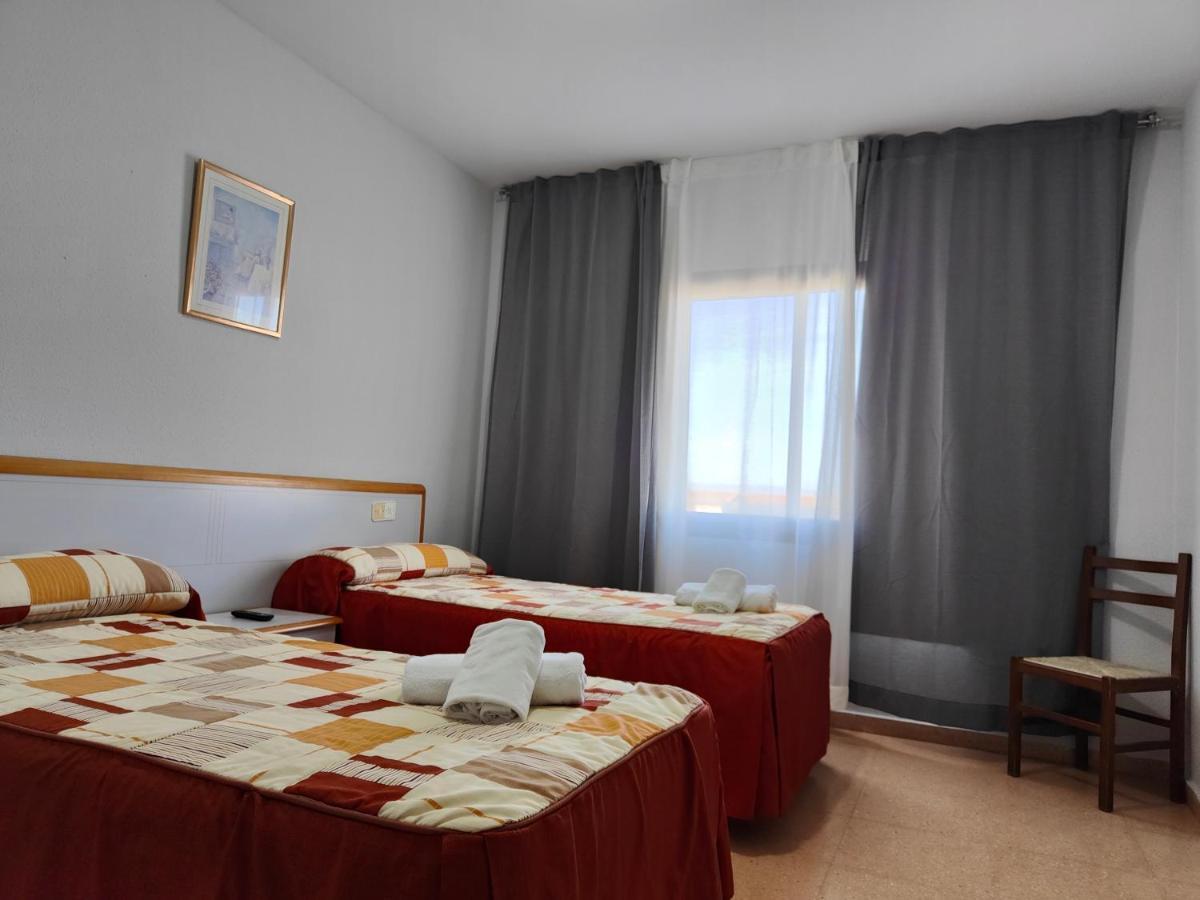 Hostal Restaurante Venta Del Barro La Puebla de Hijar Extérieur photo